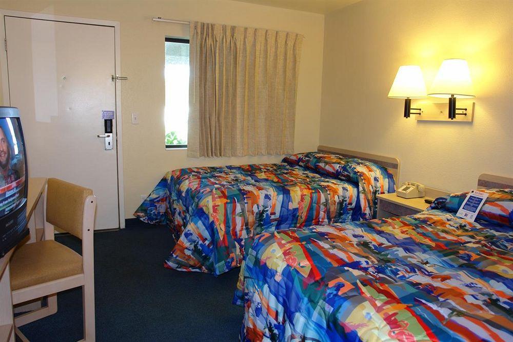 Motel 6-Palm Springs, Ca - Downtown Экстерьер фото