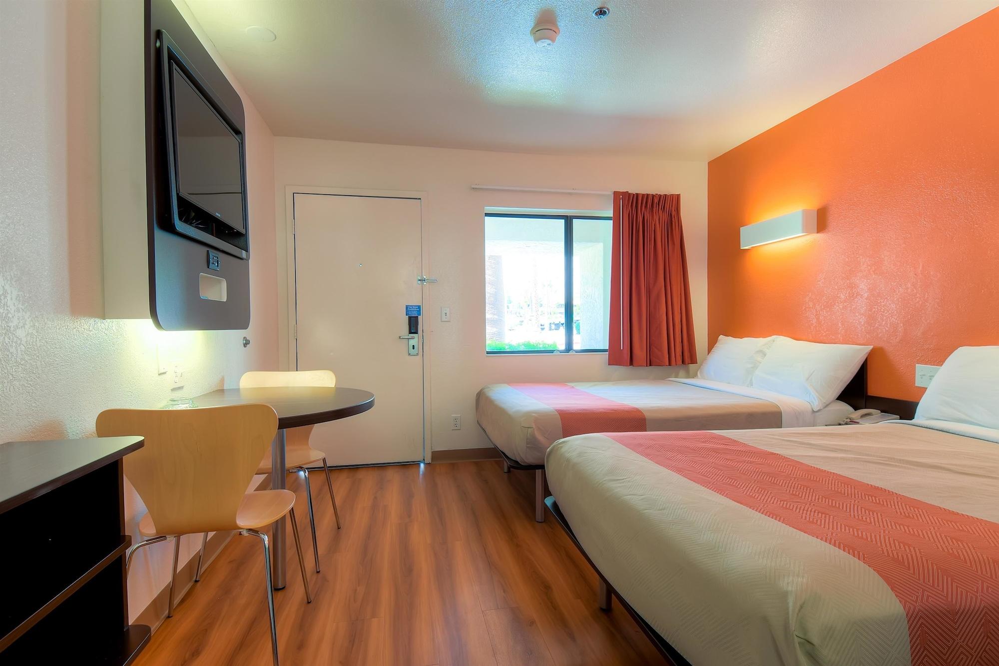 Motel 6-Palm Springs, Ca - Downtown Экстерьер фото