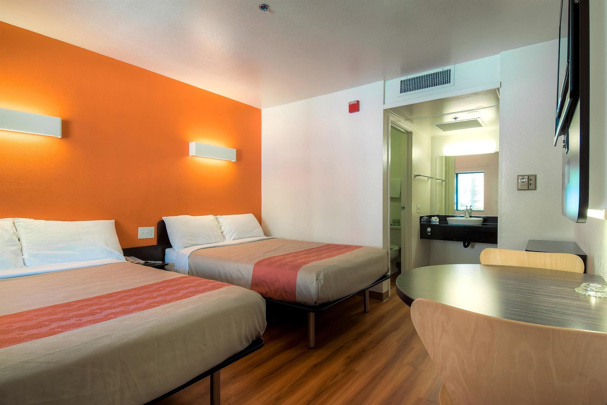 Motel 6-Palm Springs, Ca - Downtown Экстерьер фото