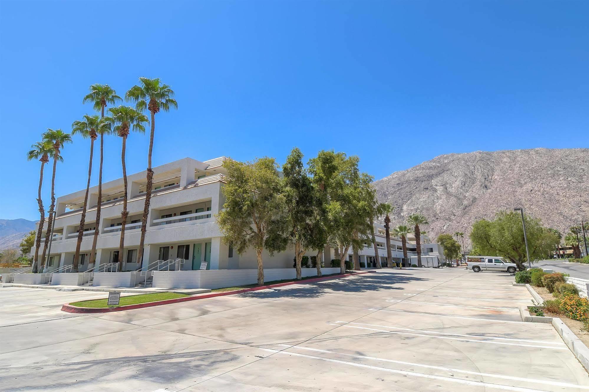 Motel 6-Palm Springs, Ca - Downtown Экстерьер фото